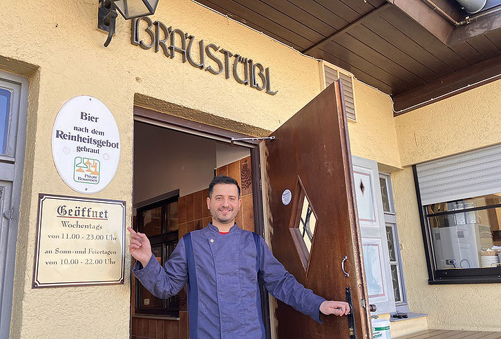 Br&auml;ust&uuml;berl der Perlacher Forschungsbrauerei er&ouml;ffnete im M&auml;rz 2026 mit neuem Wirt Waseem Tufail nach l&auml;ngerem Umbau - erstes Highlight ist der Starkbieranstich am 14.03.2026 (&copy;Foto: Marikka-Laila Maisel) 